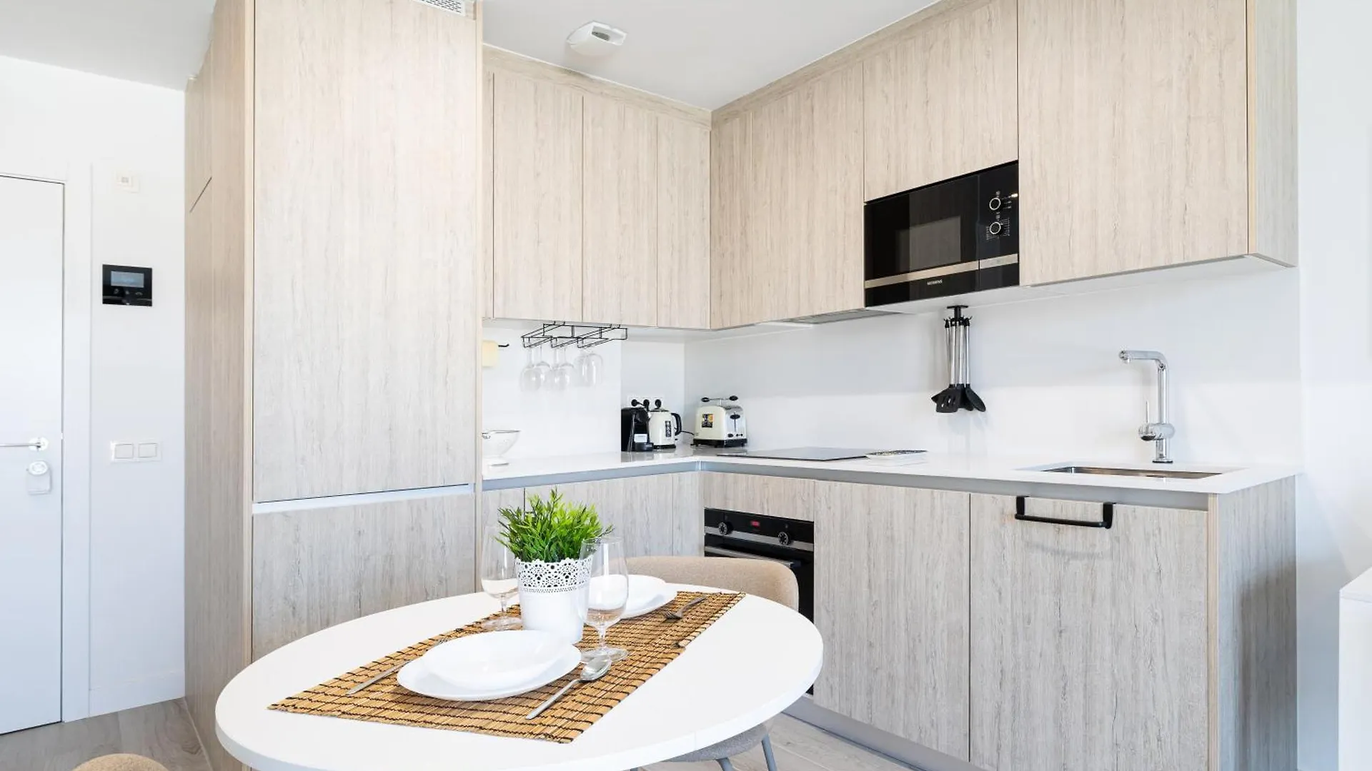 Apartamento Martiricos By Aora Stay Malaga Spain